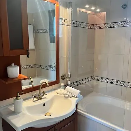 Willa Muses Chalkida με πισίνα Karababás