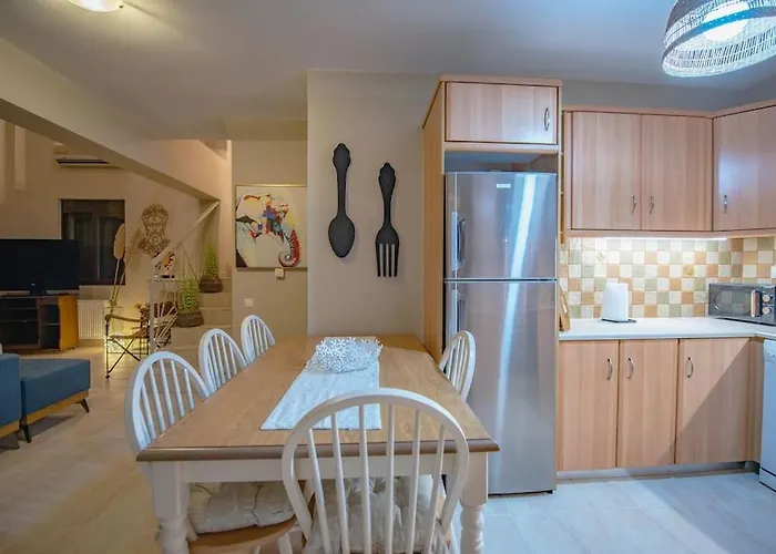 Muses Chalkida με πισίνα Βίλα